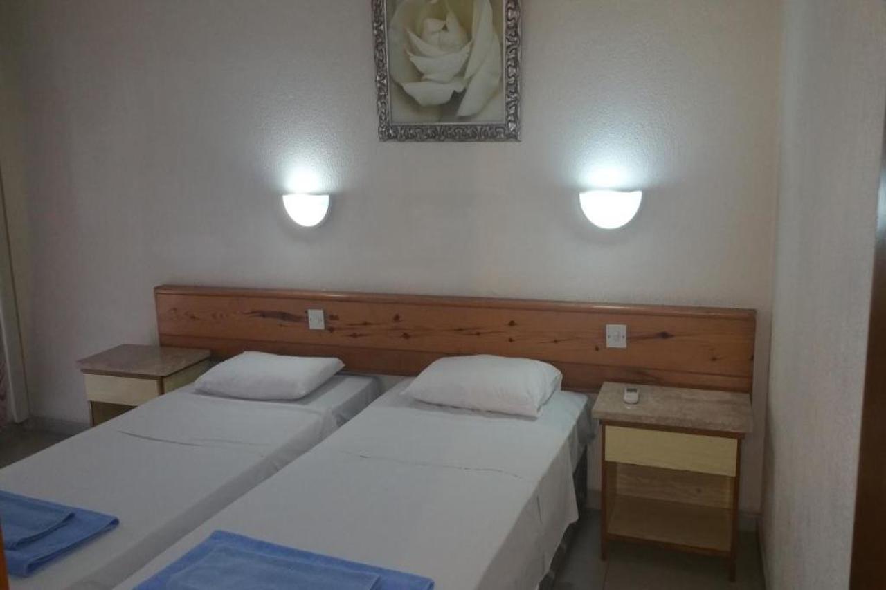 Sunflower Hotel Apartments Larnaca Eksteriør billede