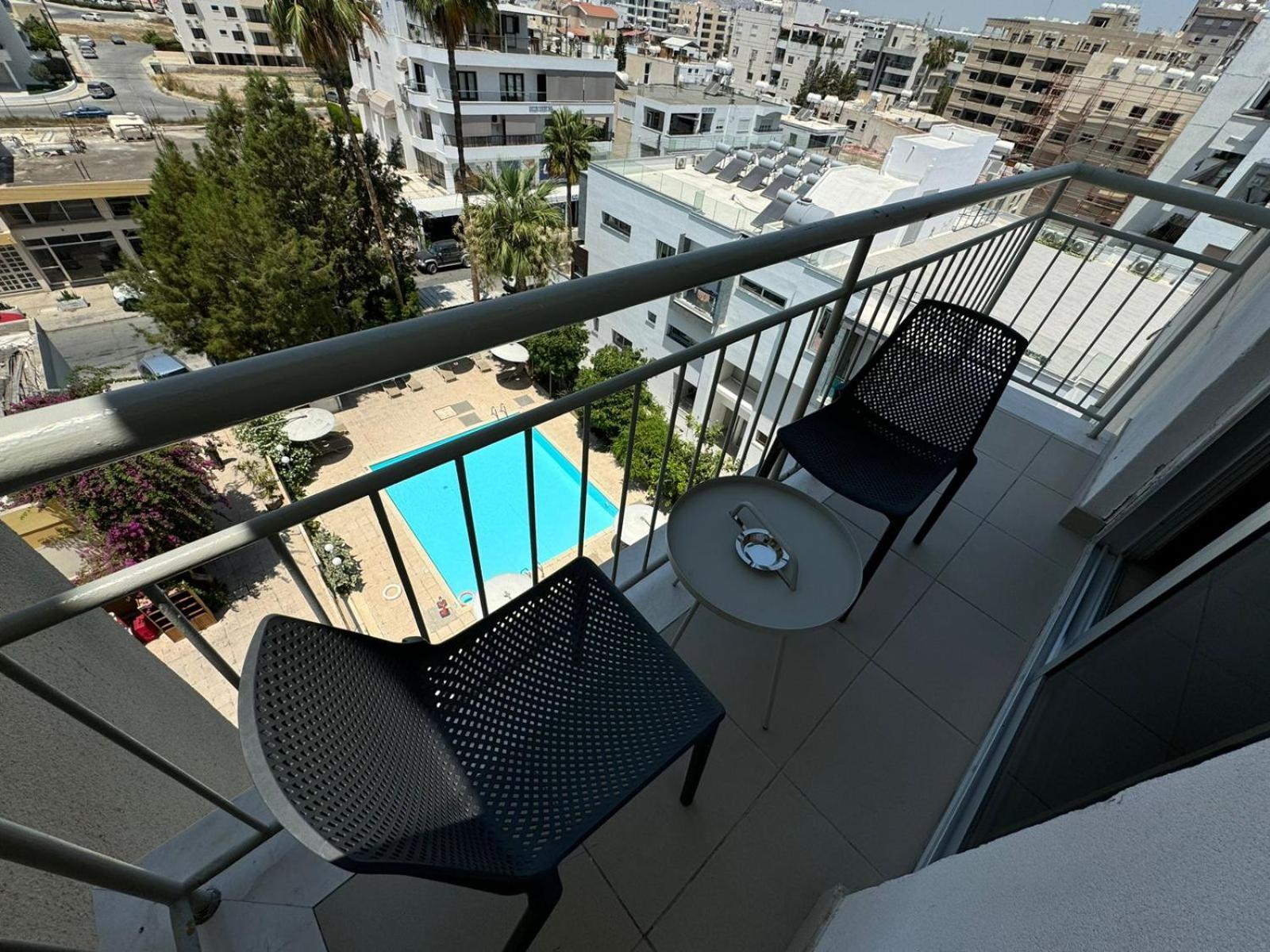 Sunflower Hotel Apartments Larnaca Eksteriør billede