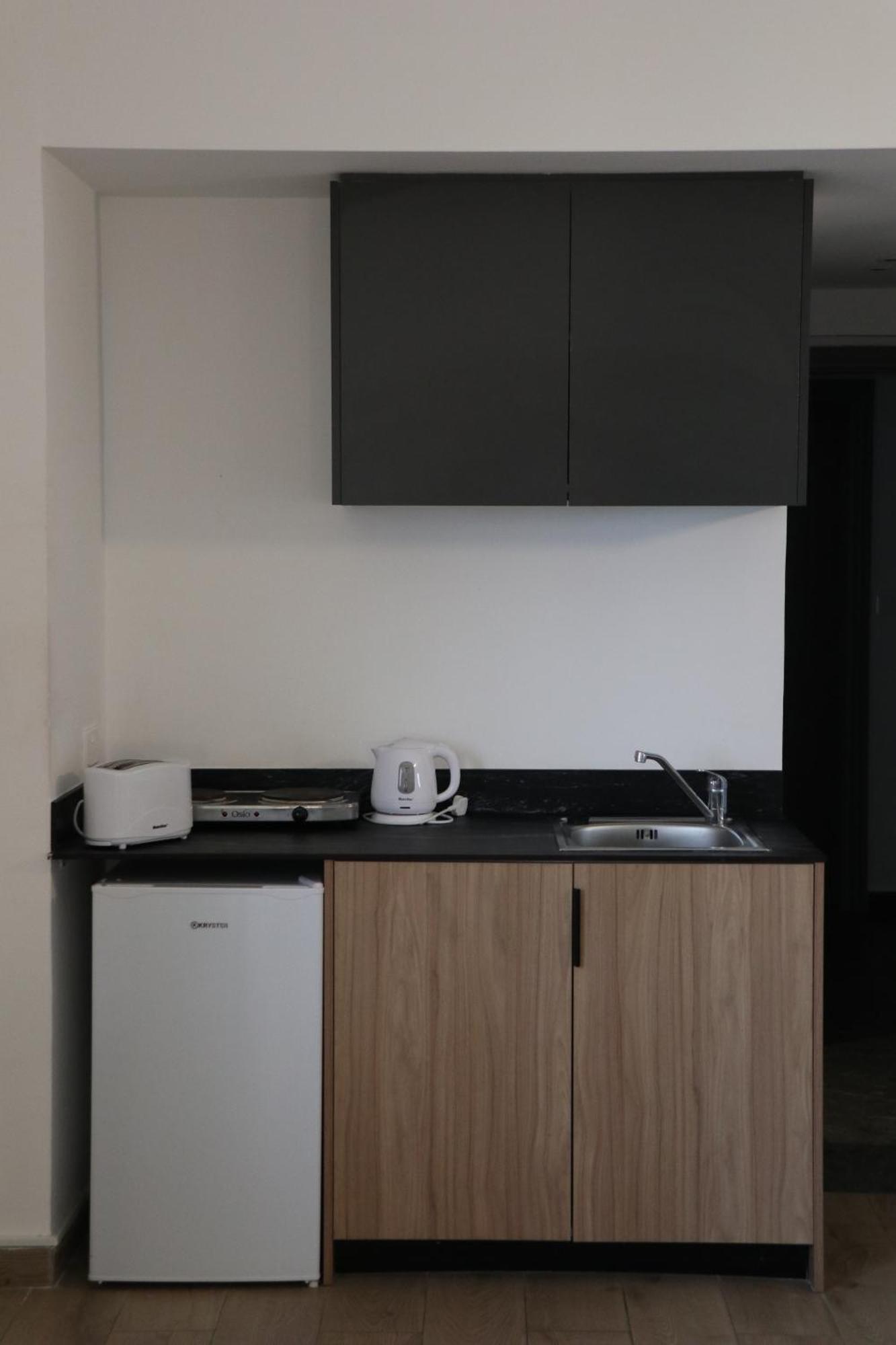 Sunflower Hotel Apartments Larnaca Eksteriør billede