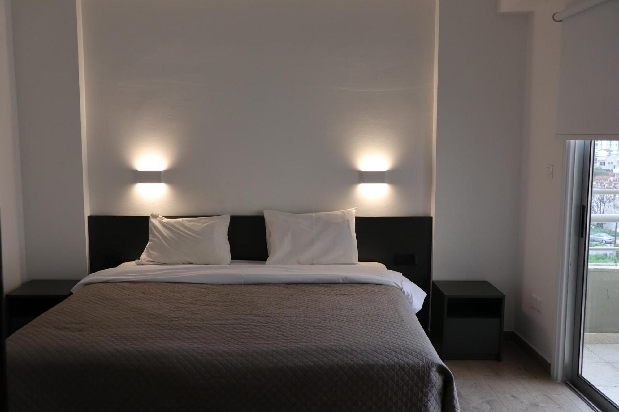 Sunflower Hotel Apartments Larnaca Eksteriør billede