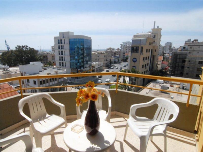 Sunflower Hotel Apartments Larnaca Eksteriør billede