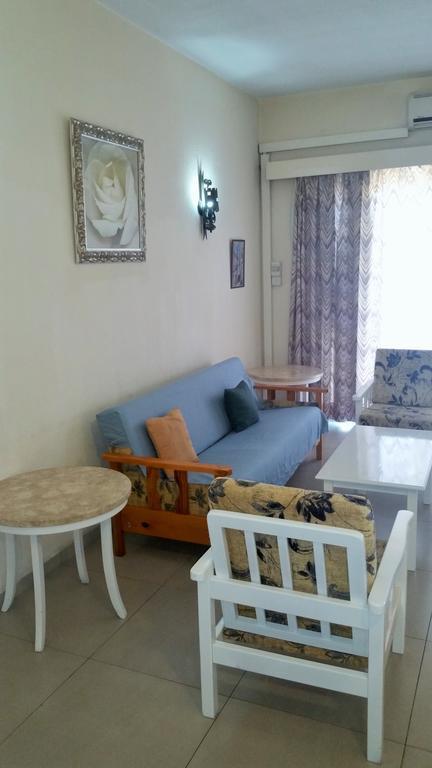 Sunflower Hotel Apartments Larnaca Eksteriør billede