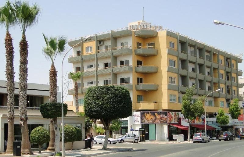 Sunflower Hotel Apartments Larnaca Eksteriør billede